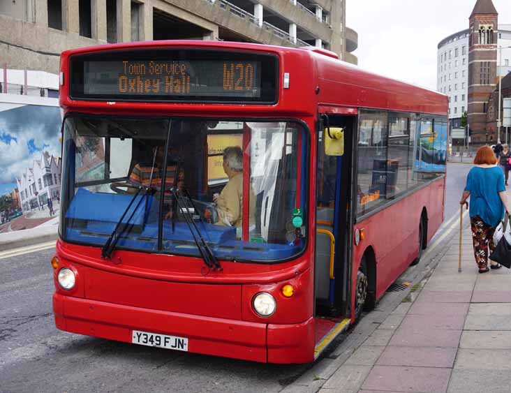 Red Eagle Dennis Dart SLF Alexander ALX200 Y349FJN